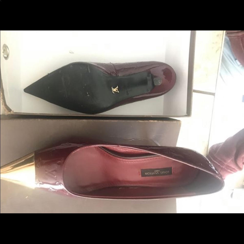 Louis Vuitton - Picture 4 of 6